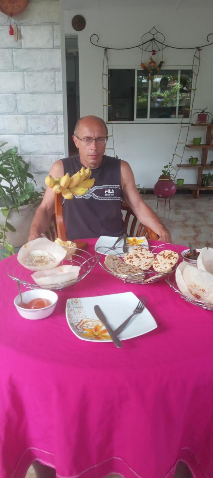 פולונרואה Rock Cascade Tourist Home & Cookery School מראה חיצוני תמונה